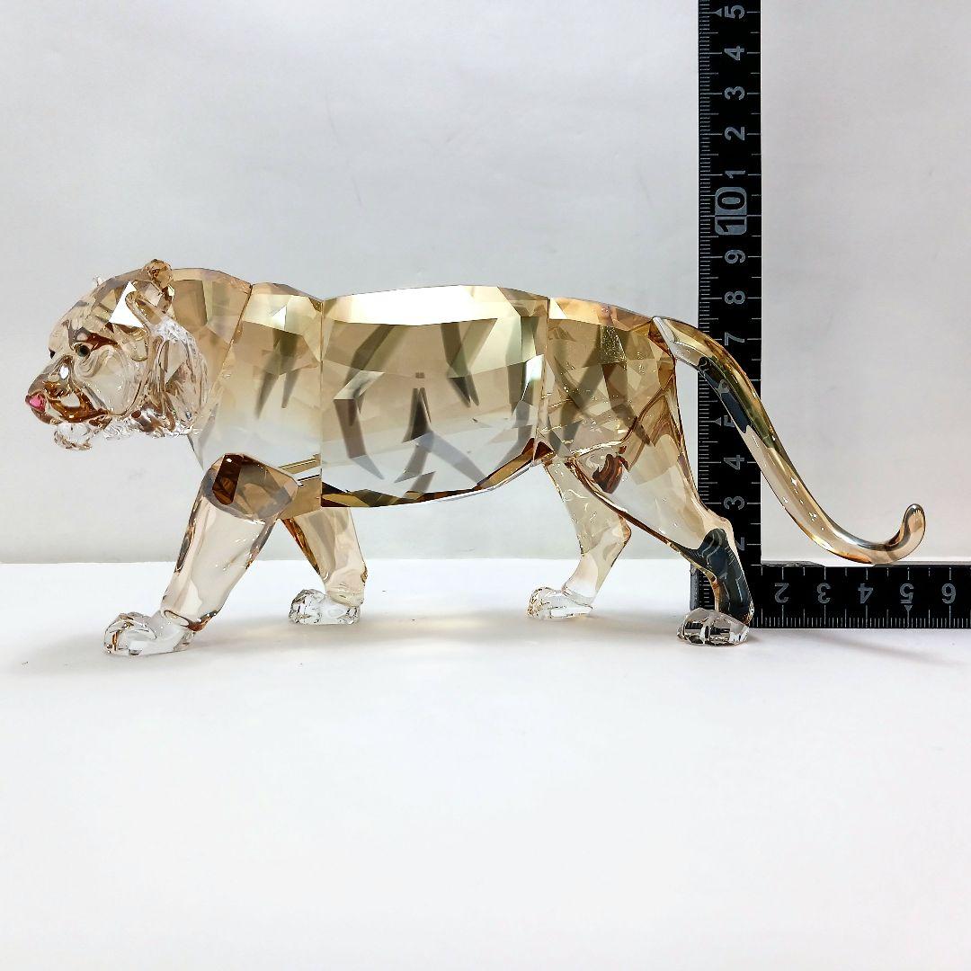 Y2435-1 スワロフスキー 2010年 SCS会員限定 トラ オブジェ 箱付