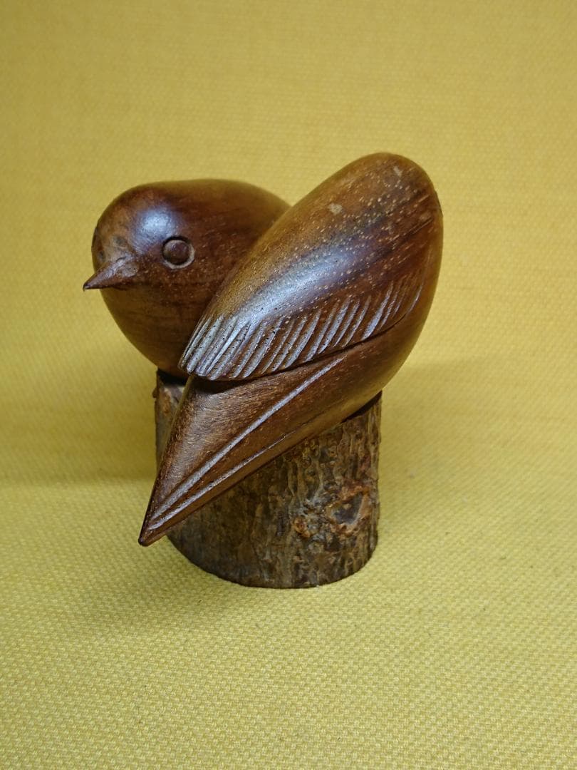 【美品】とり　鳥　木彫　オブジェ　置物　インテリア　工芸品　美術品　A2913