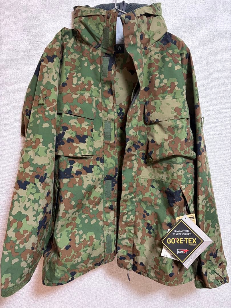 モンベルGORE-TEX カモワッチ レインスーツ