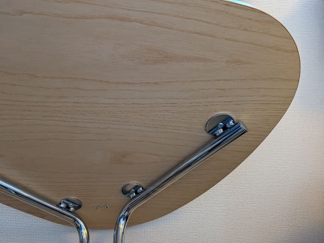 だんご3兄弟ママアクタス　Tectaテクタ　k22 サイドテーブル　オーク