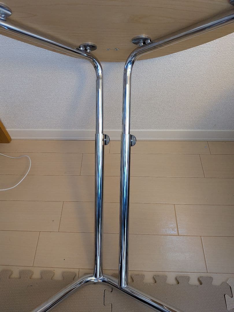 だんご3兄弟ママアクタス　Tectaテクタ　k22 サイドテーブル　オーク