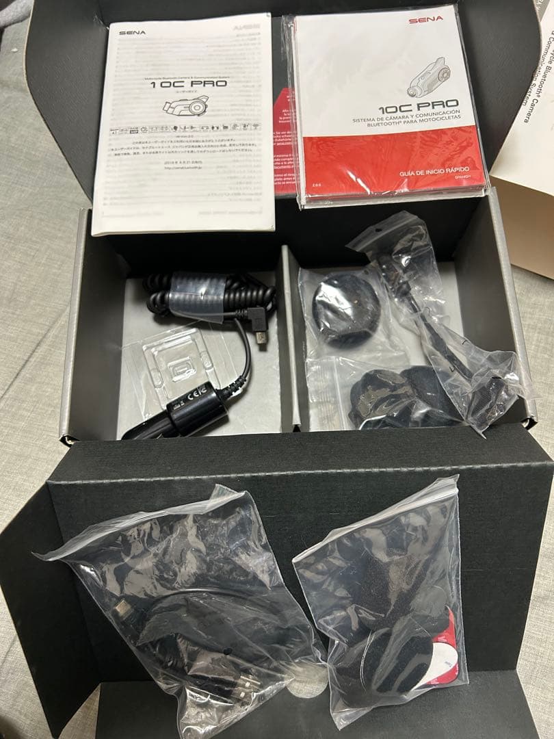 OGKカブトKAMUI-Ⅲ Mサイズ SENAカメラ付きインカムセット