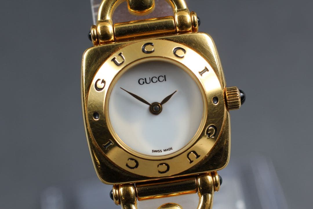 稼働 グッチ 6300L ホワイト クオーツ レディース 腕時計