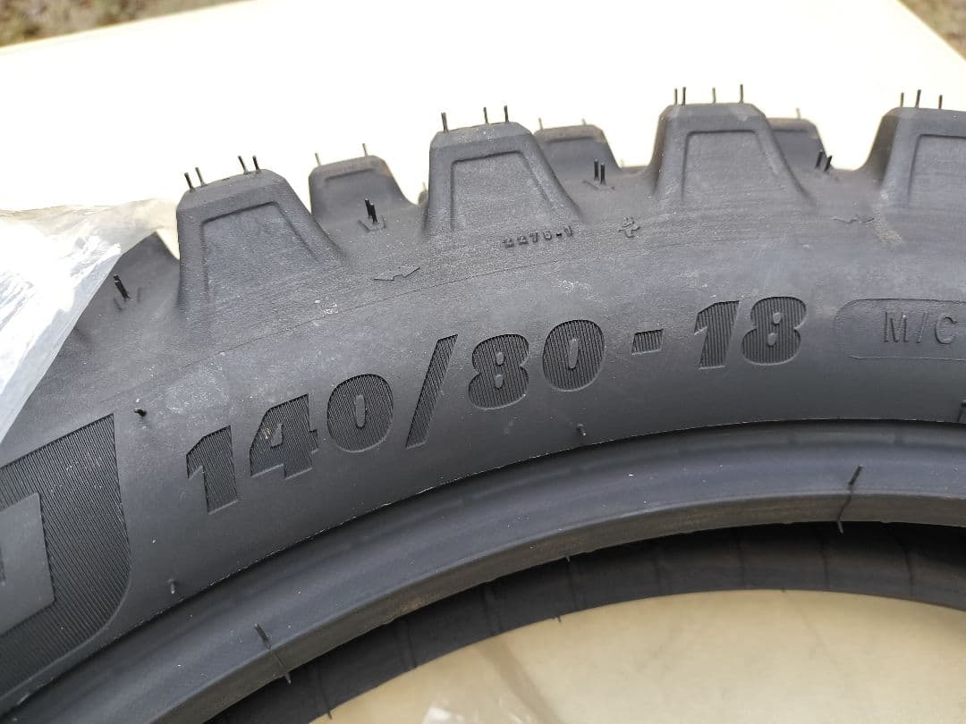 Michelin Tracker タイヤ 140/80-18 90/90-21