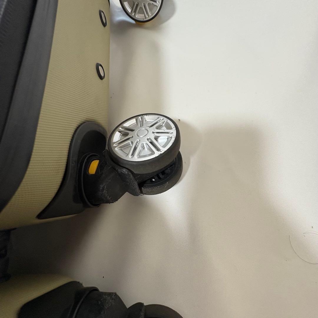 DOD キャンパーノ コロコーロ スペアタイヤ付き キャリーケース