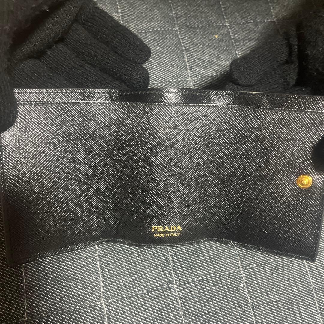 PRADA プラダ　サフィアーノ　三つ折り財布