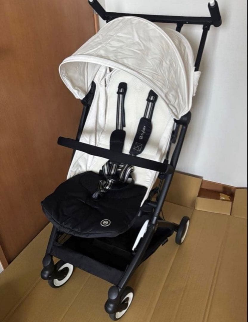 サイベックスリベル2024キャンバスホワイト　バンパーパー付き