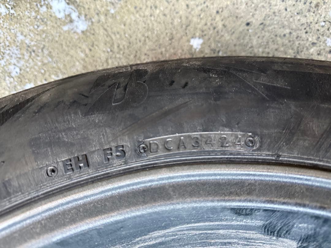 【値下げ】ブリヂストン225/65R17スタッドレスタイヤホイールセット
