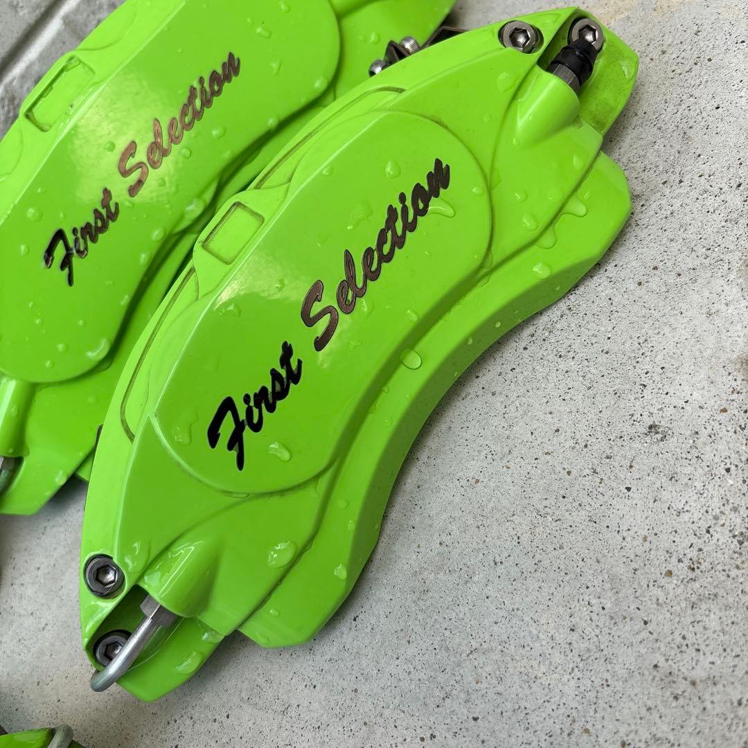 30アルファード　キャリパーカバー