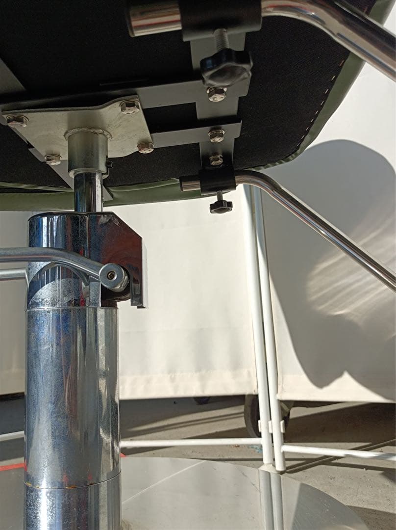 [八5396] スタイリングチェア　美容室チェア