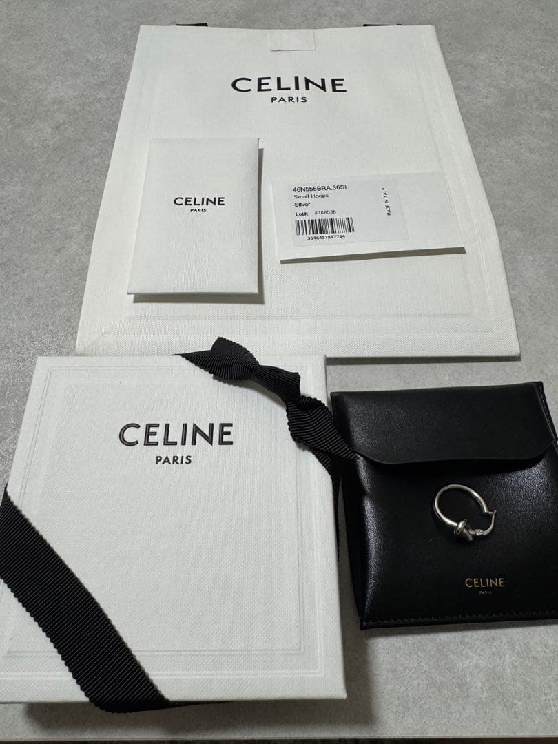 CELINE ノット スモールフープ ピアス