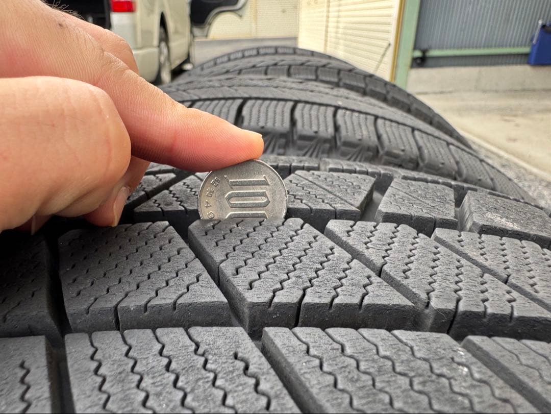 mk　ブリヂストン BLIZZAK VRX3 225/45R18