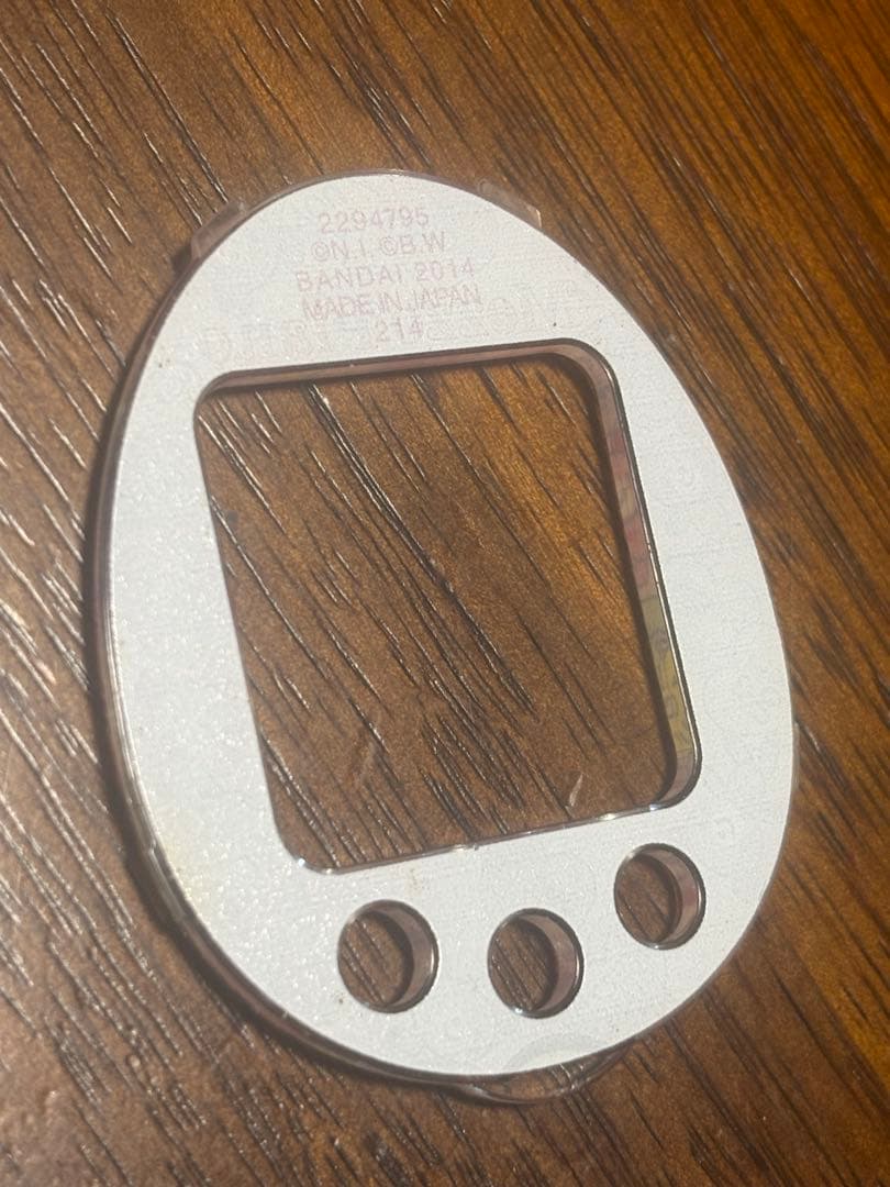 たまごっち4U 本体ピンク メゾピアノ着せ替えカバー＆ストラップ 動作確認済