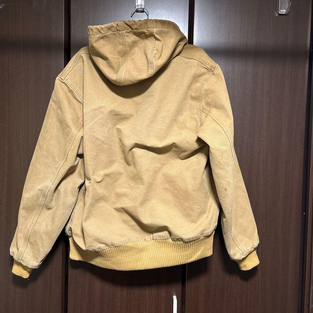 Carhartt アクティブジャケット ベージュ　Mサイズ