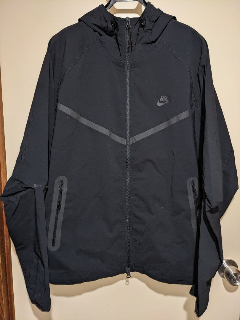 ナイキ ウィンドランナー メンズ フルジップ ジャケット黒ＸＬ新品7,609円安