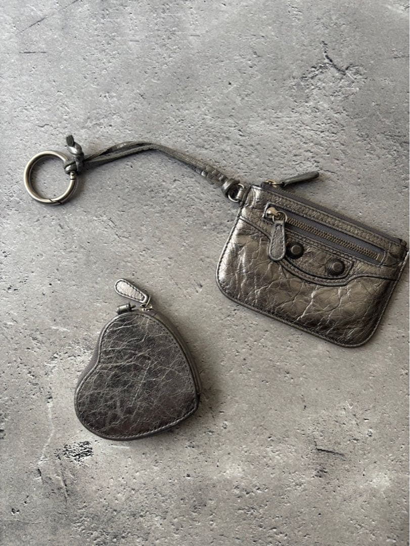 バレンシアガ BALENCIAGA　　ル　カーゴケース