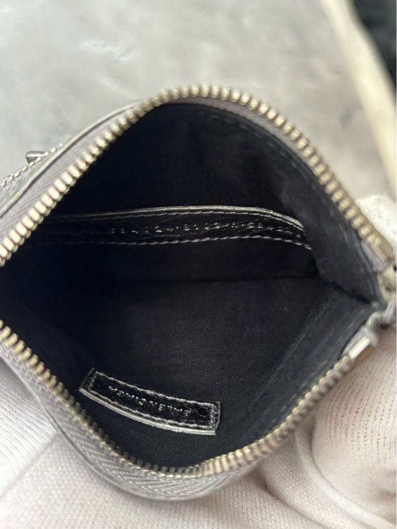 バレンシアガ BALENCIAGA　　ル　カーゴケース