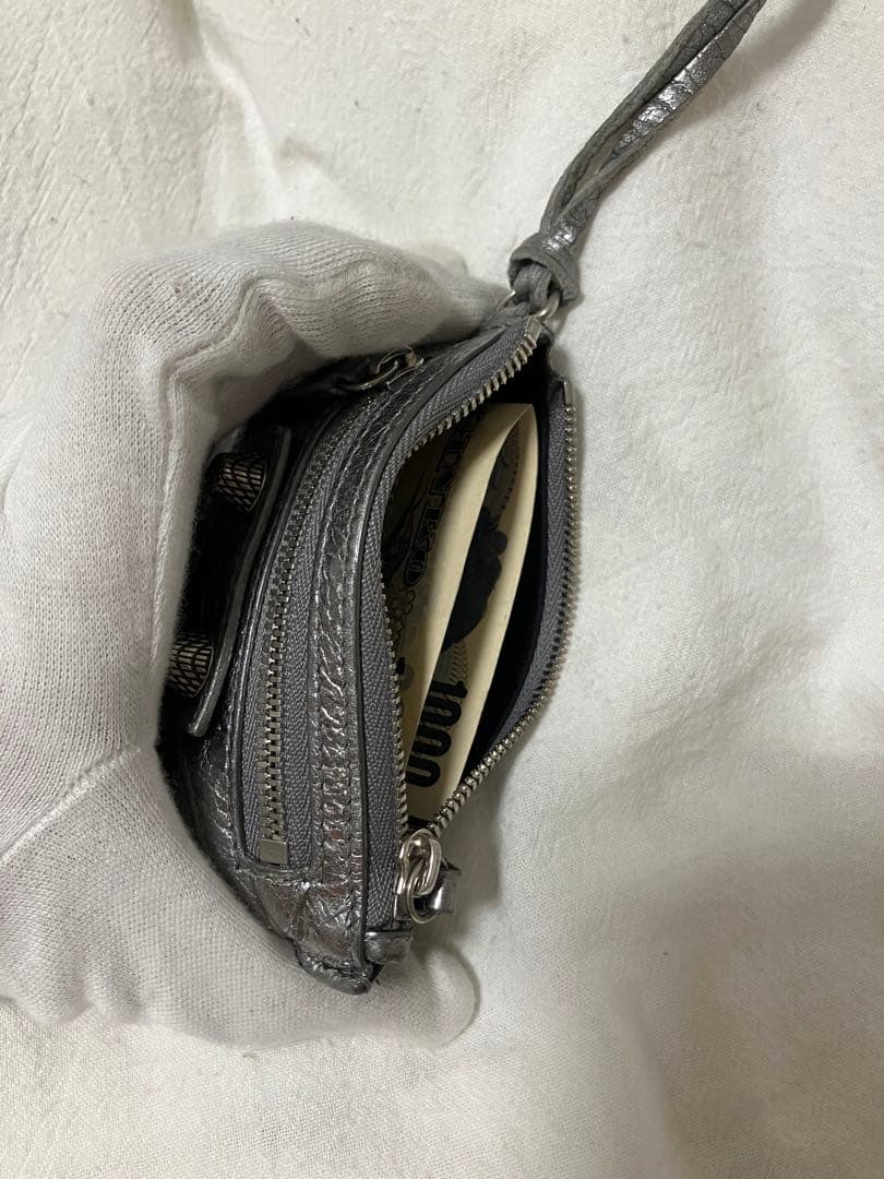 バレンシアガ BALENCIAGA　　ル　カーゴケース