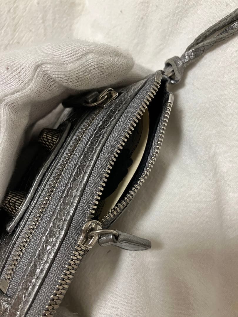 バレンシアガ BALENCIAGA　　ル　カーゴケース