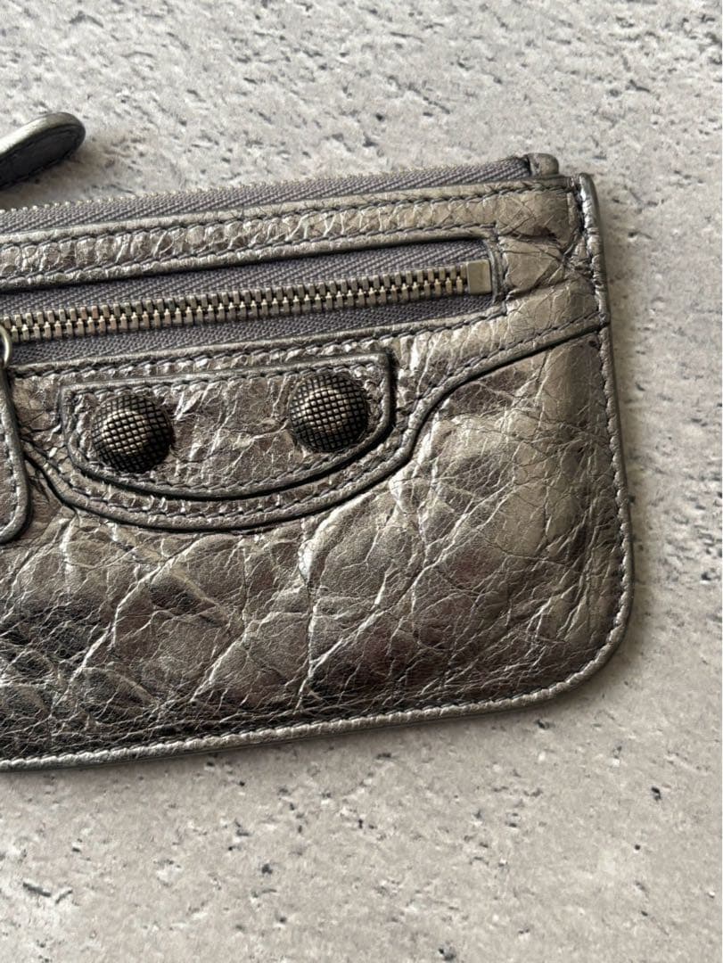 バレンシアガ BALENCIAGA　　ル　カーゴケース