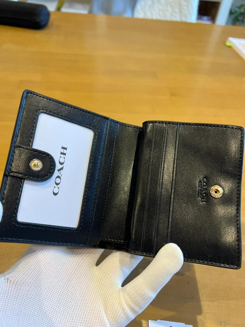 【極美品】COACH コーチ 二つ折り財布 ブラック