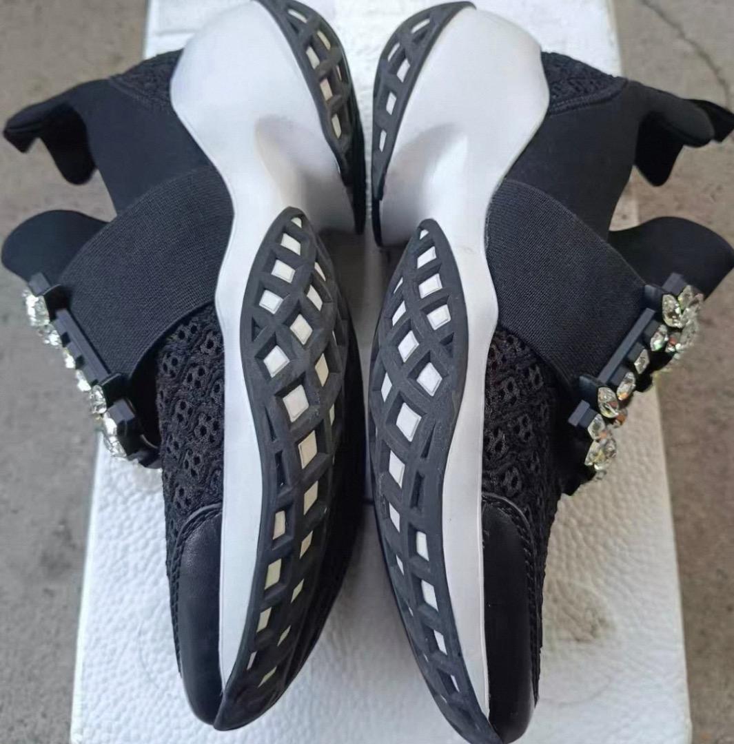 ROGERVIVIER ビジュー付き ブラックスニーカー