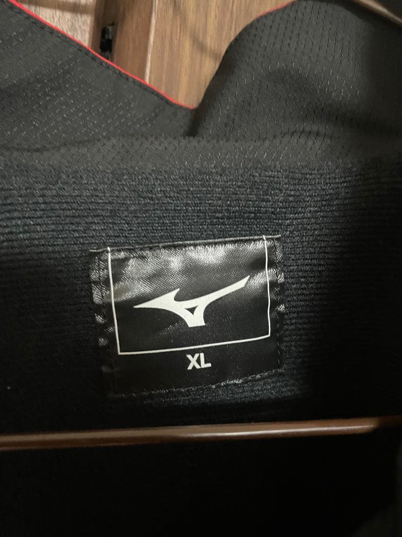 名古屋グランパス　ウォーマーシャツ　XL