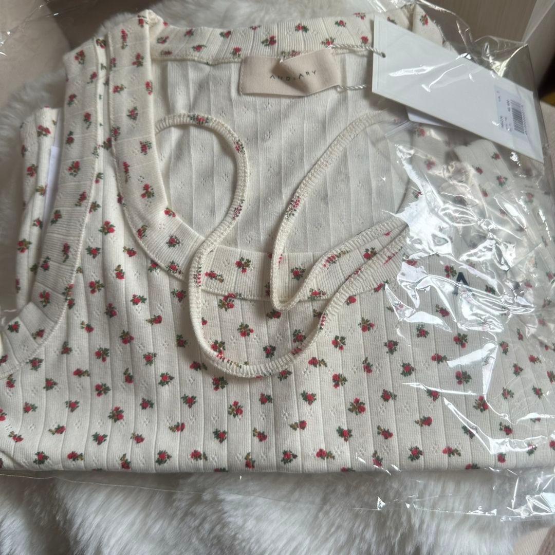 【新品未開封】andmary Flower ribbon tops / red