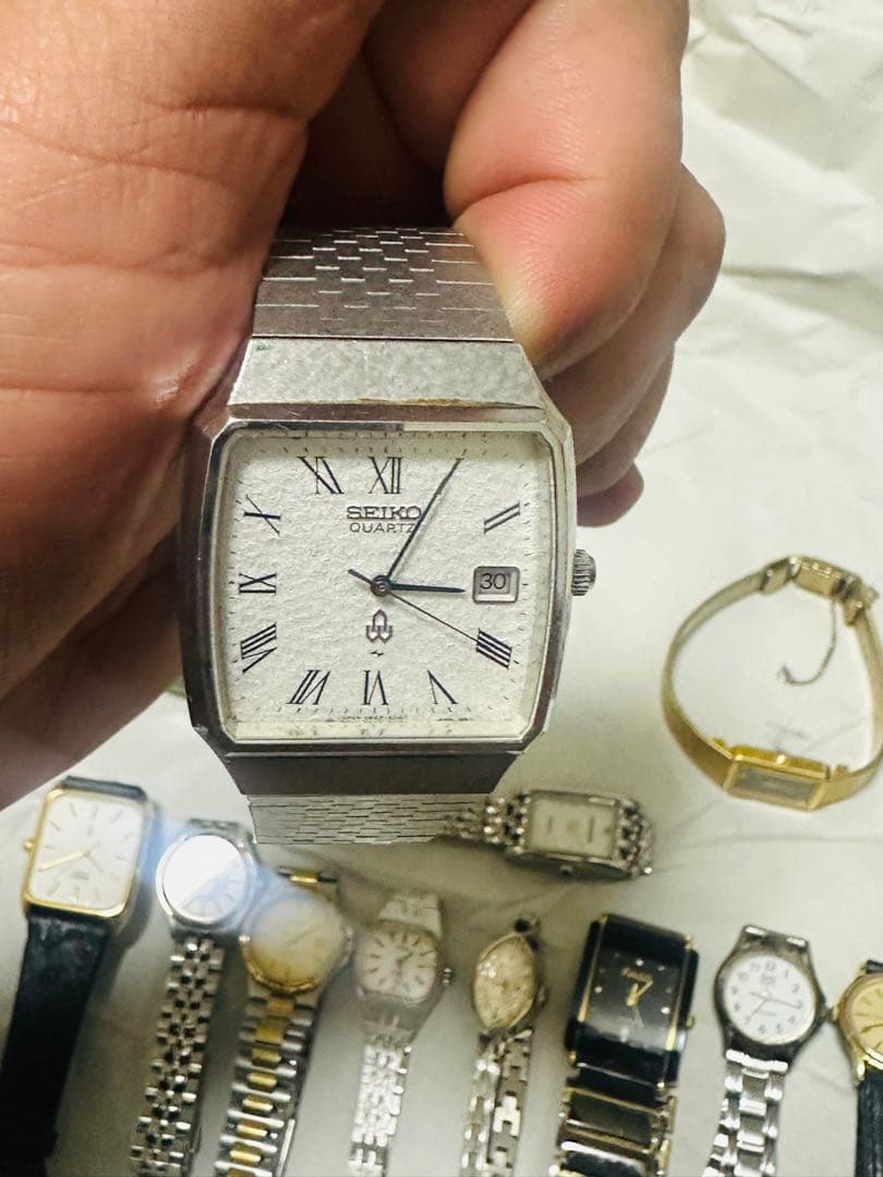 Seiko tissot casio 15セイコー クォーツ 時計 シルバー