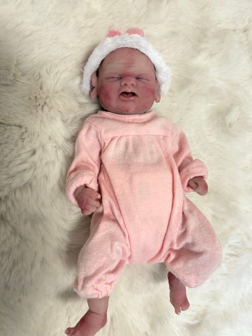 リボーンドール　シリコンベビー　女の子