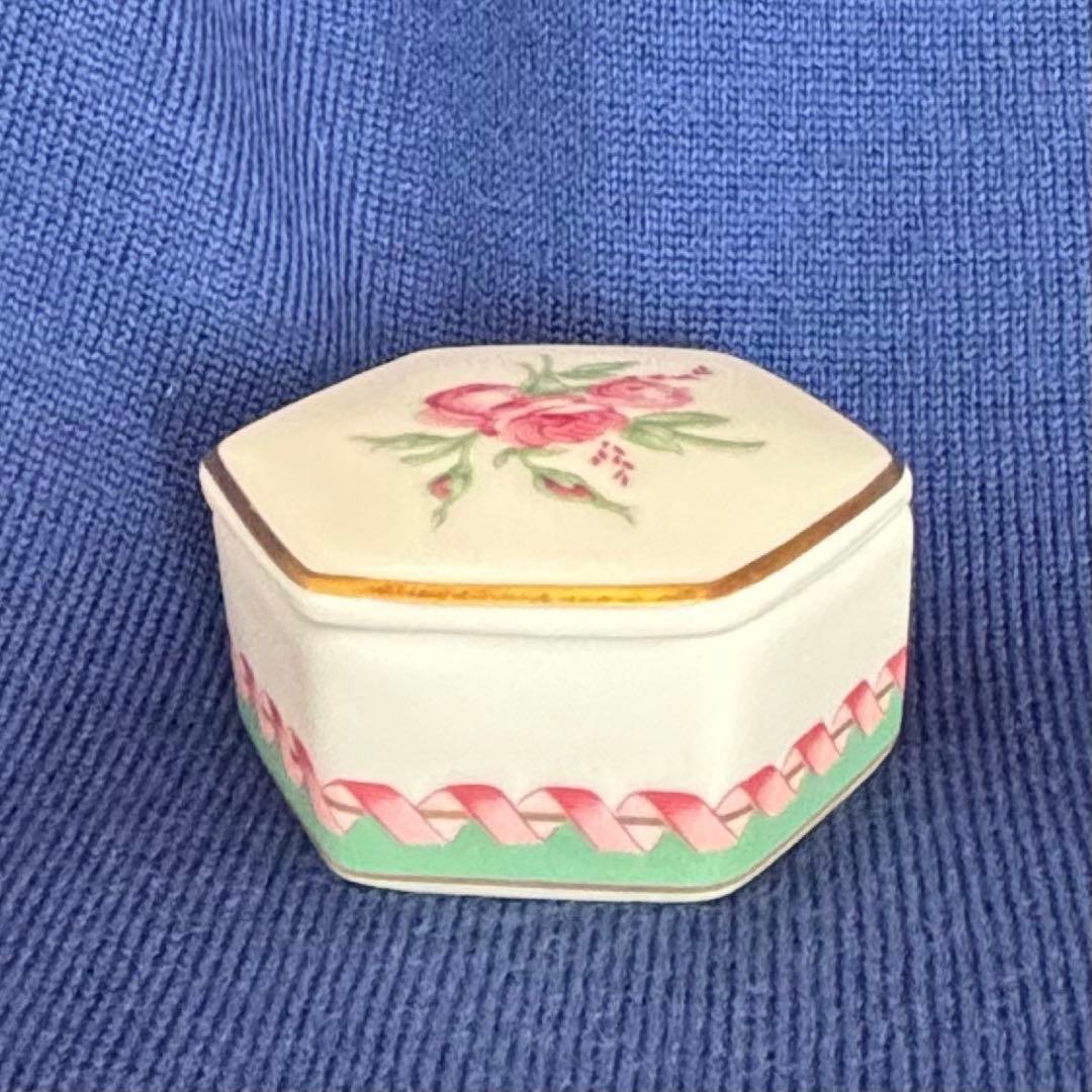 手彩飾 アビランドリモージュ　マリーアントワネット　リモージュボックス　小物入れ