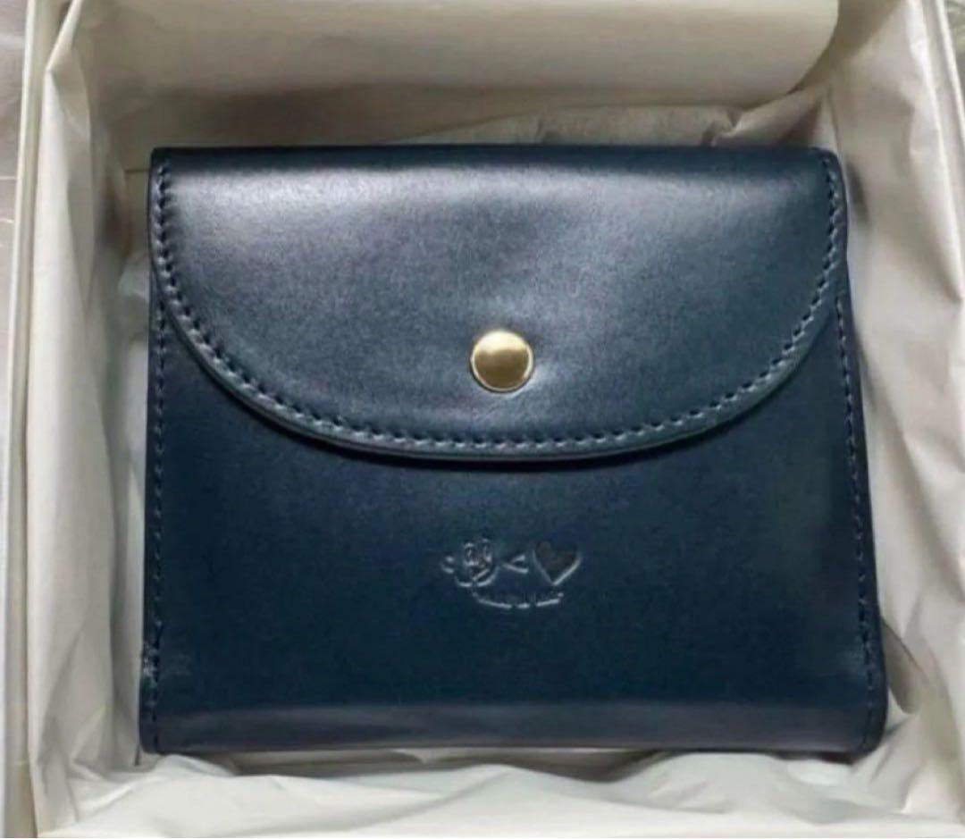 最終値下げkaoyorinakami leather wallet 財布 ブルー