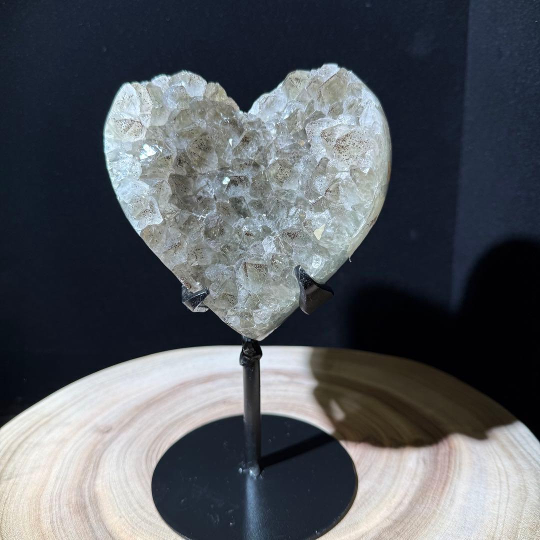 天然石ブラックトルマリン共生グリーン水晶のハート　置物　NO.062705