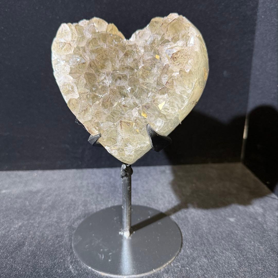 天然石ブラックトルマリン共生グリーン水晶のハート　置物　NO.062705