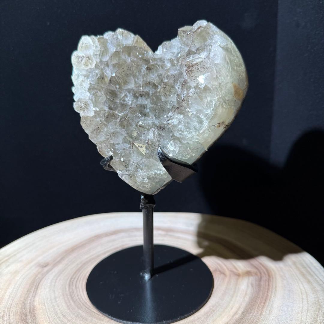 天然石ブラックトルマリン共生グリーン水晶のハート　置物　NO.062705