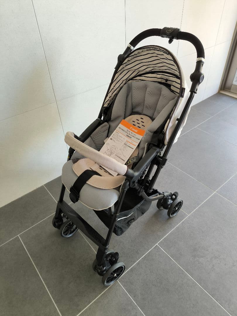 【限定色】コンビ メチャカルハンディ オート4キャス compact