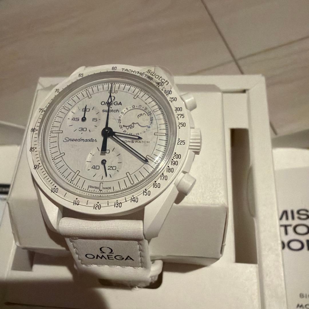 シ*ツ様 オメガ ミッション・トゥ・ザ・ムーンフェーズ　ホワイト　swatch