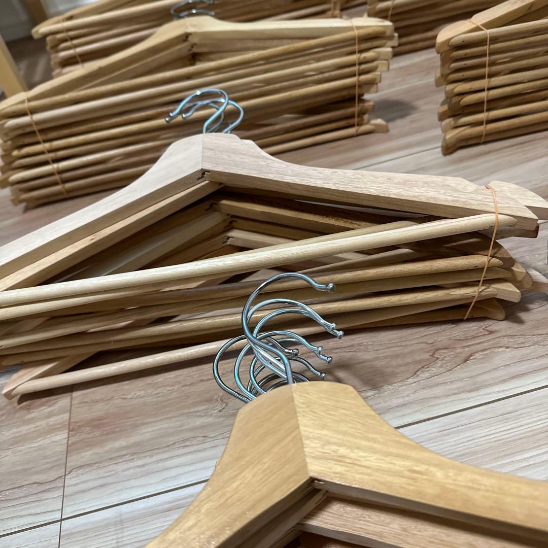 専用IKEA 木製ハンガー85本
