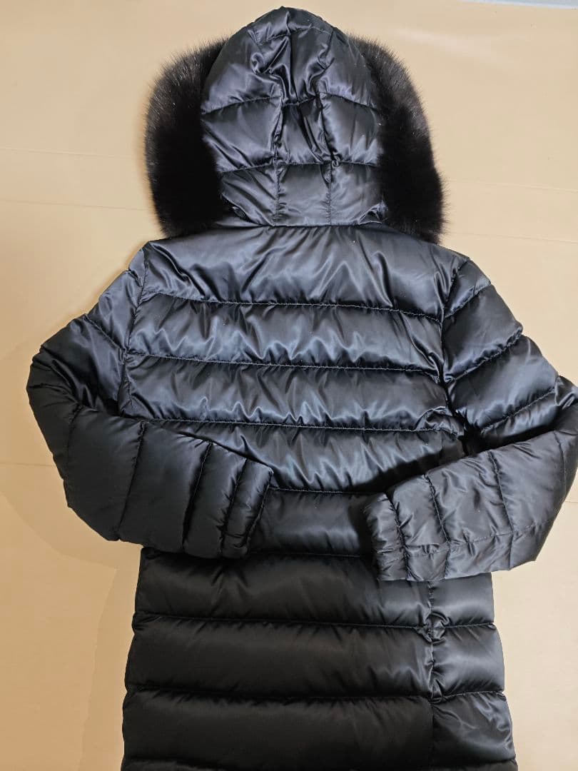 PRADA プラダ ファー ダウン 三角プレート 44