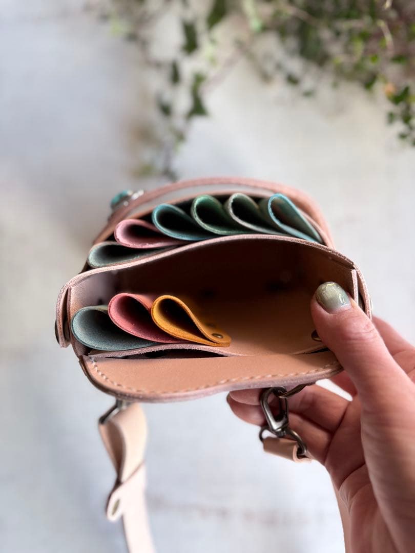 ヌメ革ナチュラル、大容量シザーケース