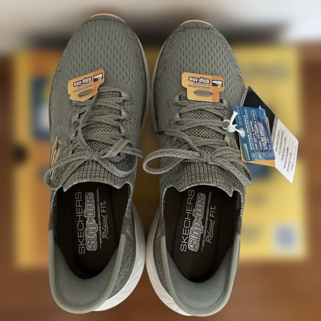 スケッチャーズ／スリップインズ24.5cf