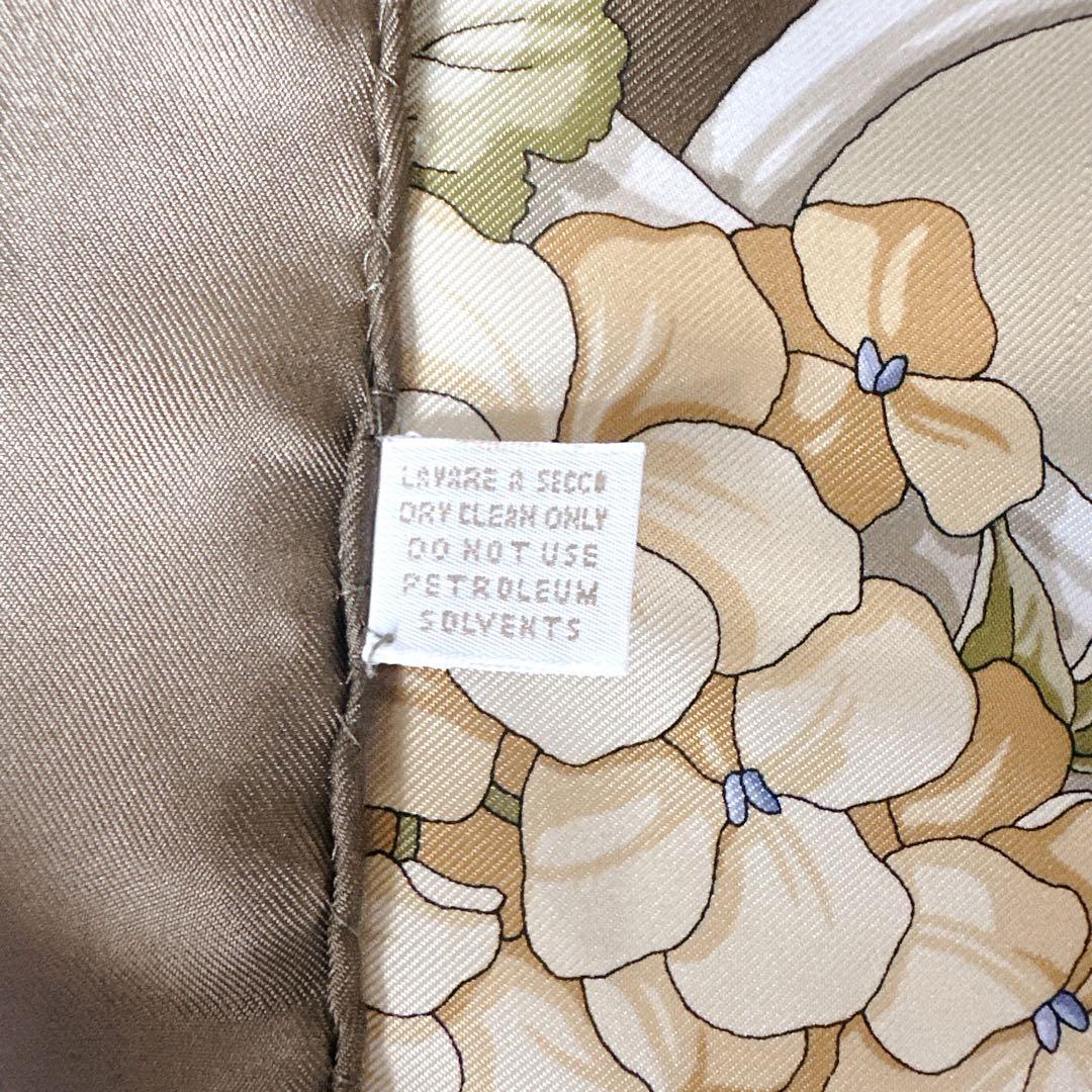 GUCCI グッチ シルクスカーフ 花柄 フラワー　ストール ショール