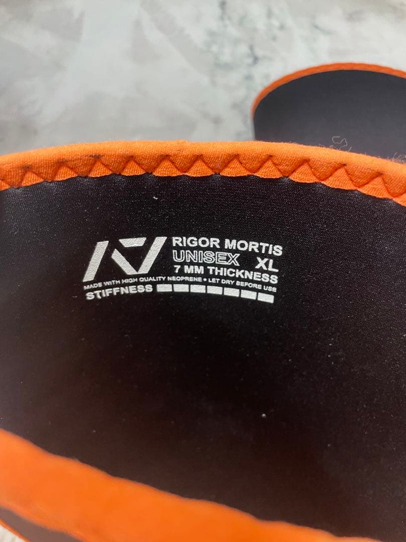 A7 ニースリーブ　SBD