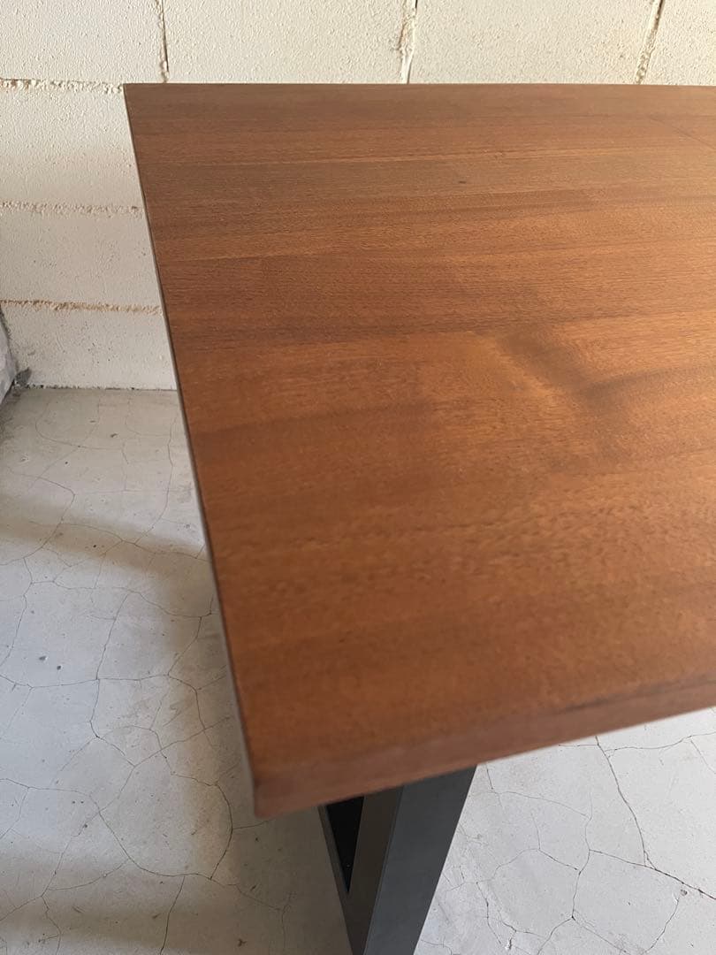 美品　MasterWal ワイルドウッド ダイニングテーブル　ウォールナット無垢