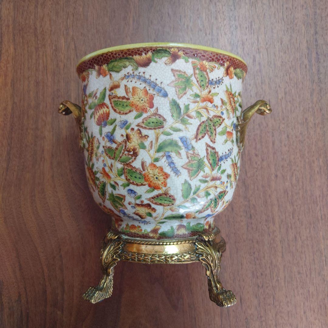 花柄陶器花器 金属脚付き 中型