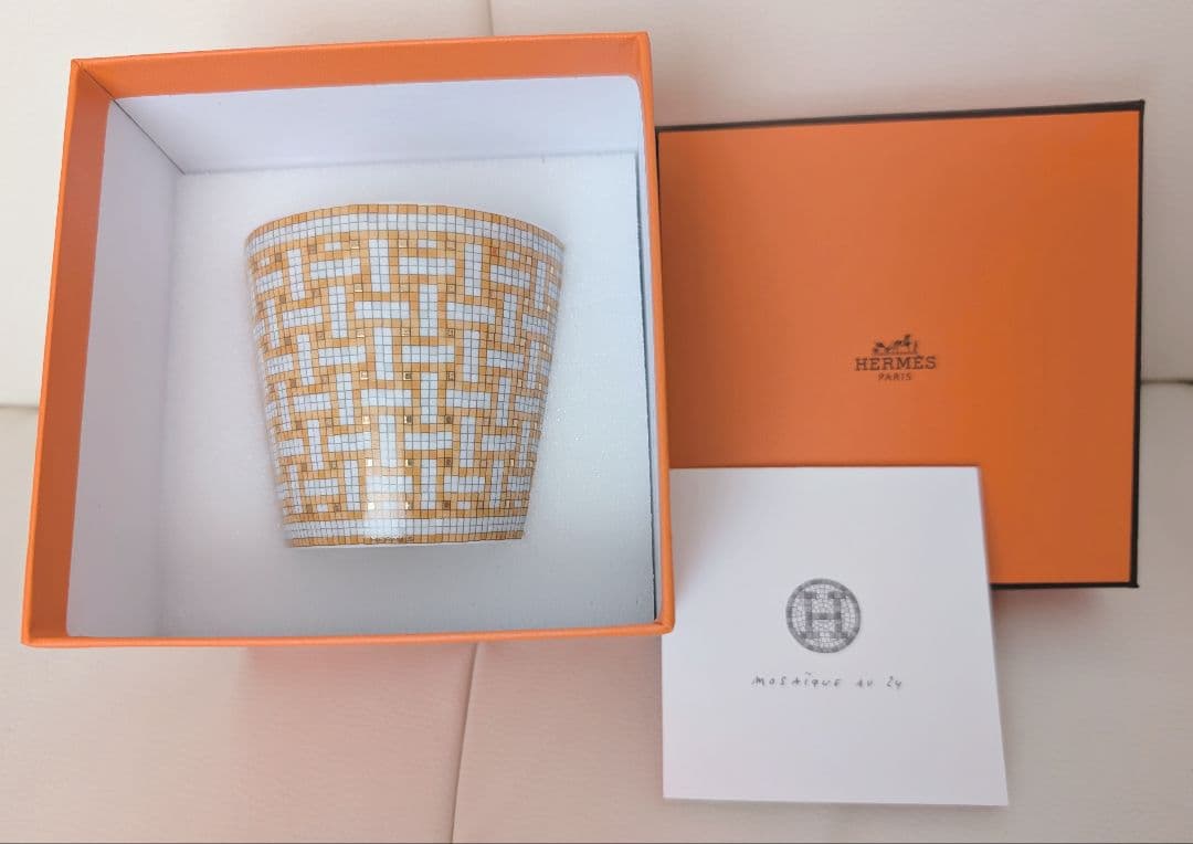 2/2迄エルメスハンド＆ボディソープ付【未使用品】エルメスカップ