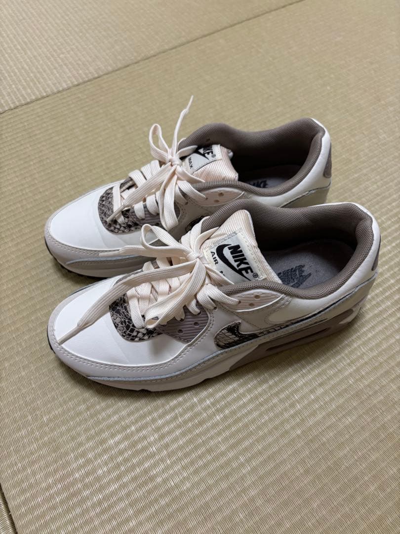 NIKE エアマックス90 AMD2 24.5センチHV4915 100