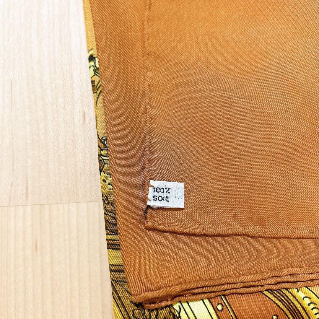 HERMES エルメス カレ90 シルク スカーフ　springs ブラウン