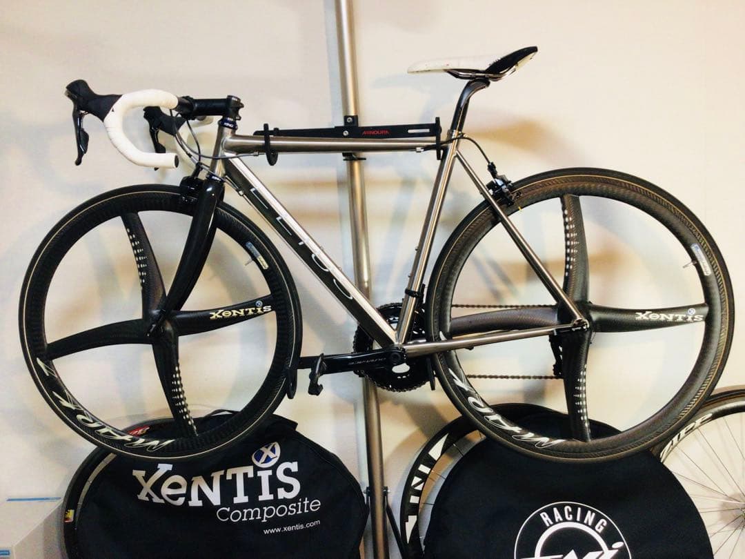 TNi チタンフレーム ロードバイク デュラエース9000系コンポ 未走行車