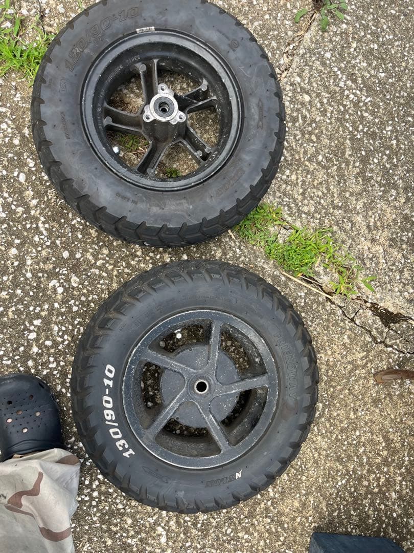 bws100 前後ホイール R7 5月新品タイヤ交換済み 値下げ